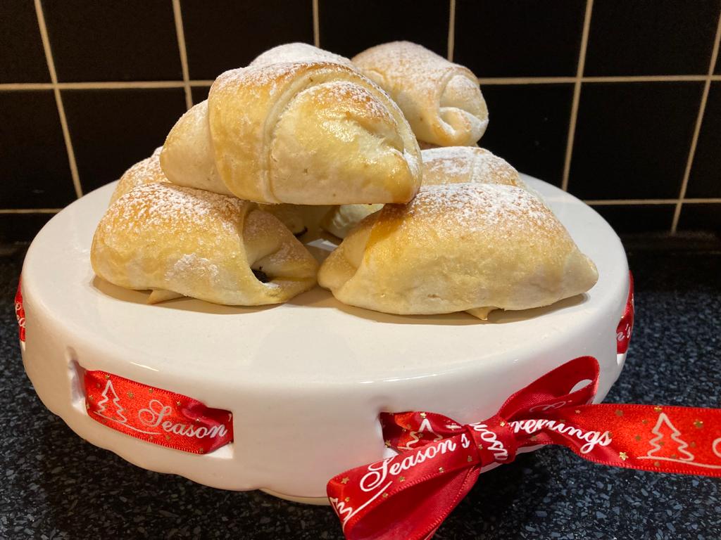 Kynuté nekynuté rohlíčky