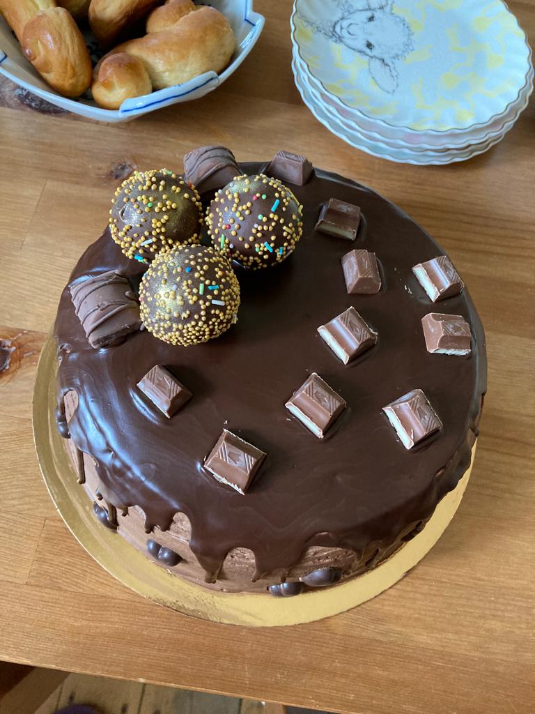 Narozeninový čokoládový dort